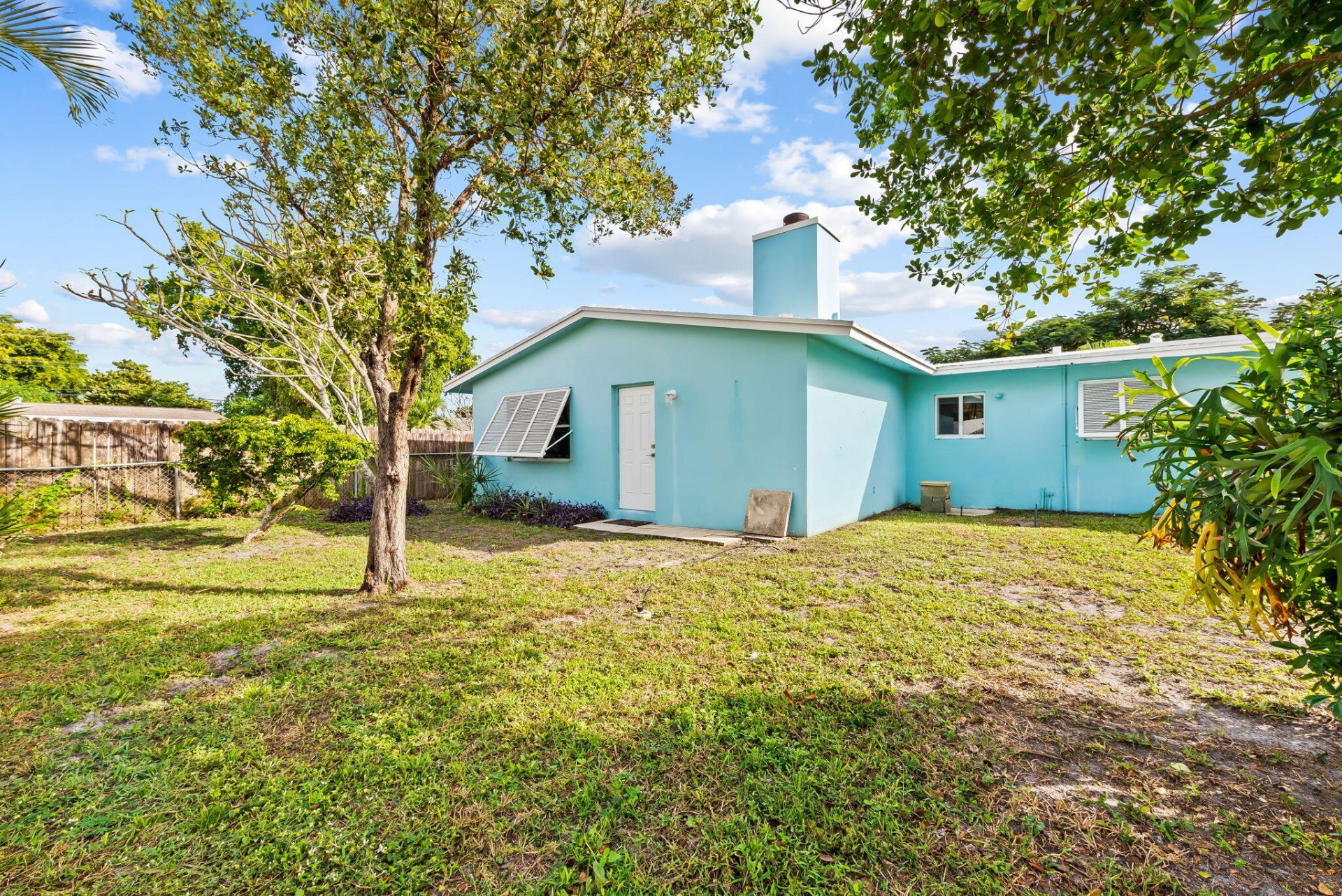 27 NE 16th Avenue, Pompano Beach, FL 33060 Photo