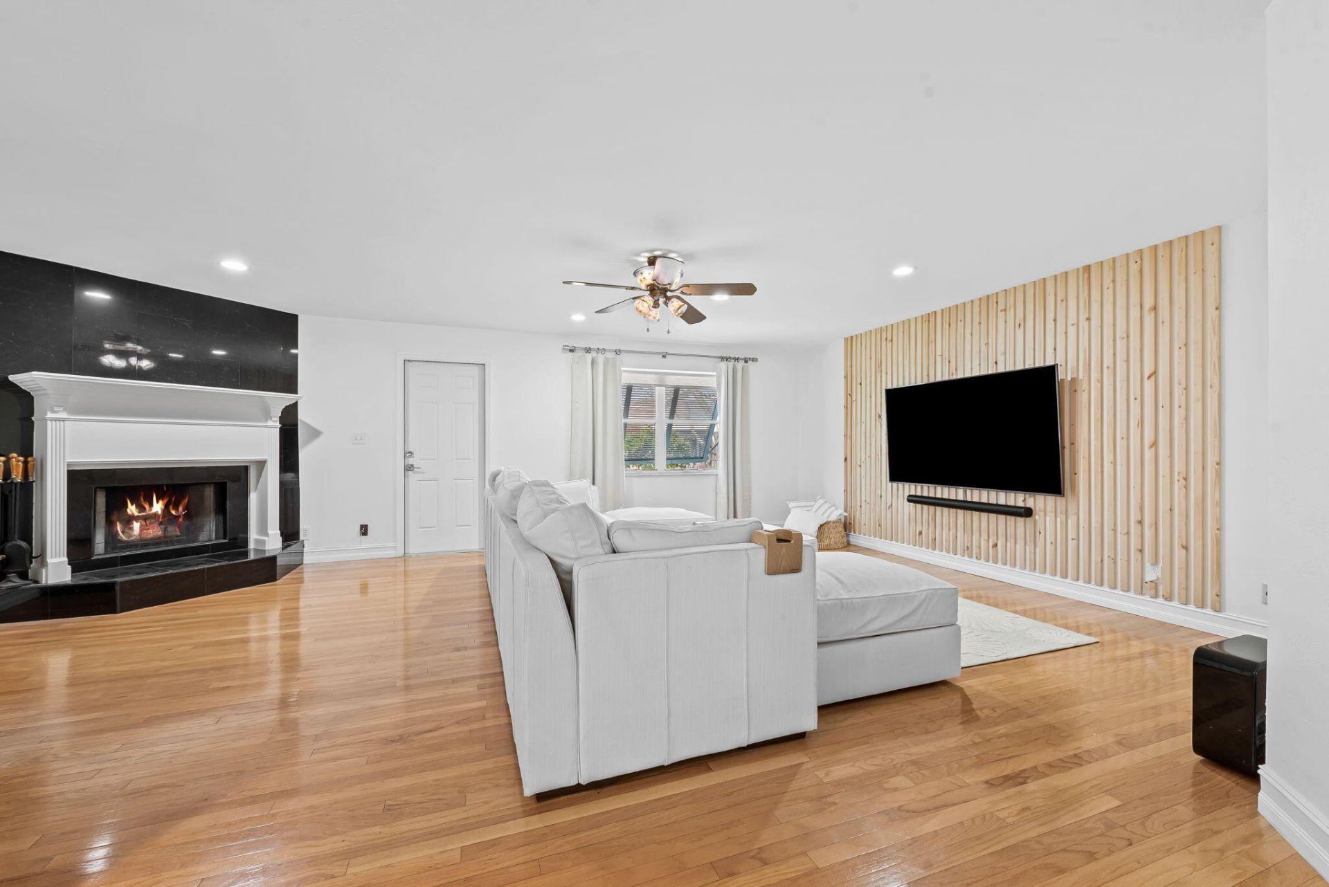 27 NE 16th Avenue, Pompano Beach, FL 33060 Photo