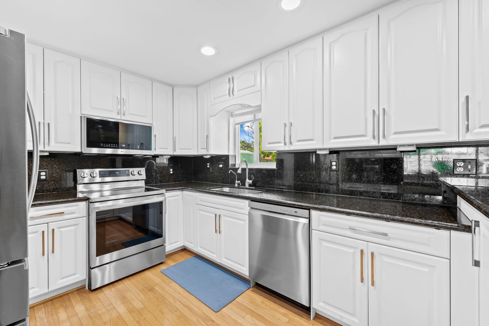 27 NE 16th Avenue, Pompano Beach, FL 33060 Photo