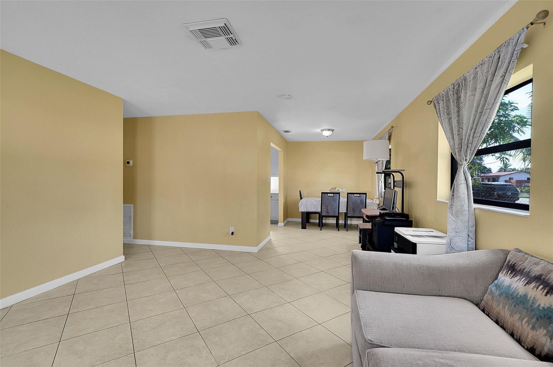 2870 NW 22 Street, Fort Lauderdale, FL 33311 Photo