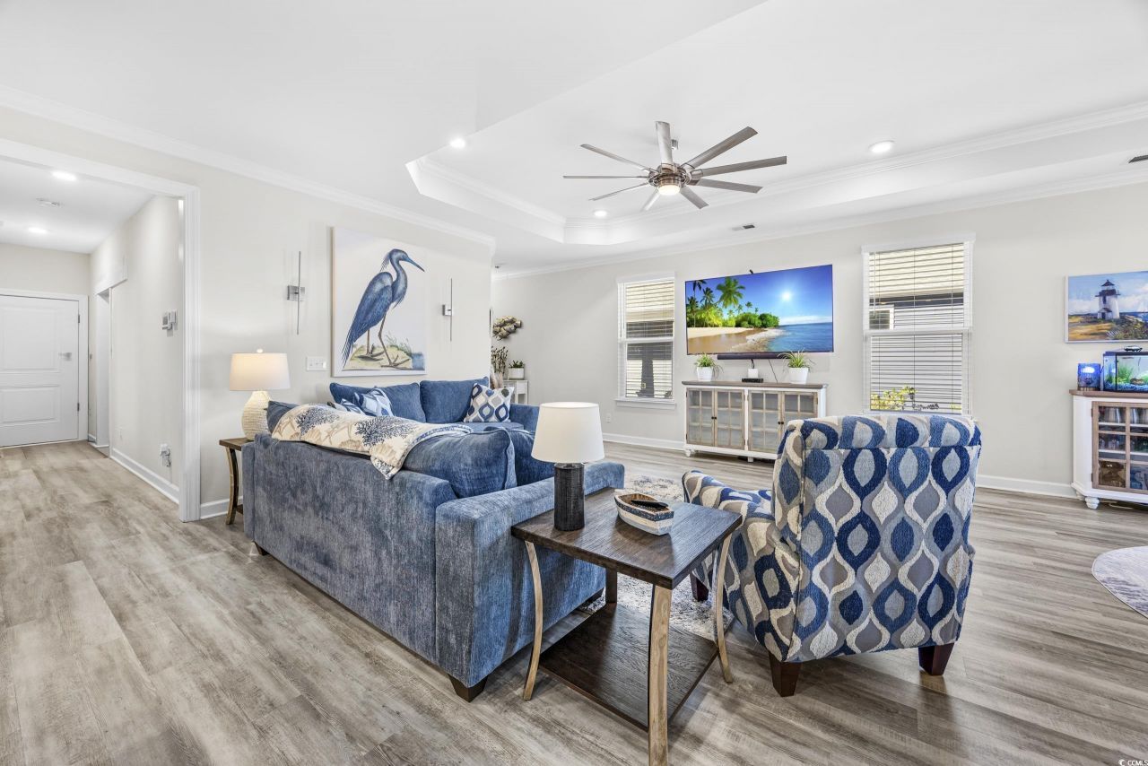 1027 Cascade Loop Photo 11