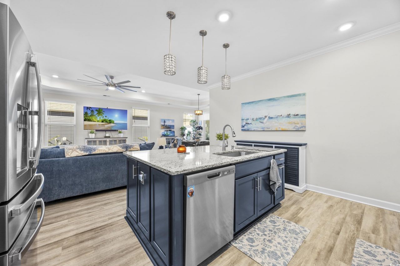 1027 Cascade Loop Photo 18