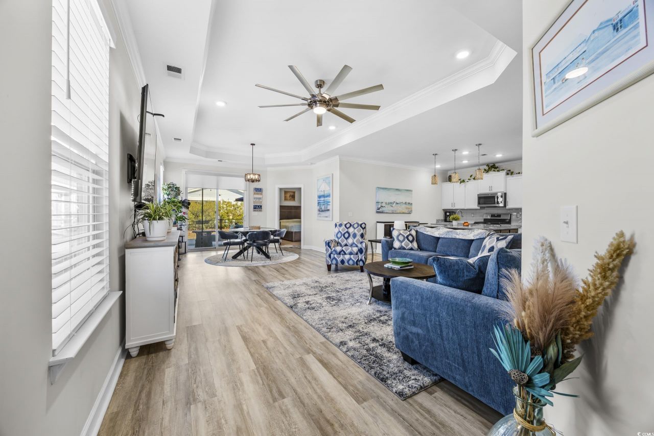 1027 Cascade Loop Photo 9