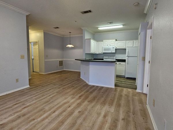 13810 SUTTON PARK Drive N, Unit 722, Jacksonville, FL 32224