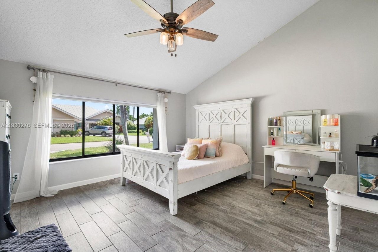 10370 SE Jupiter Narrows Dr, Hobe Sound, FL 33455 Photo