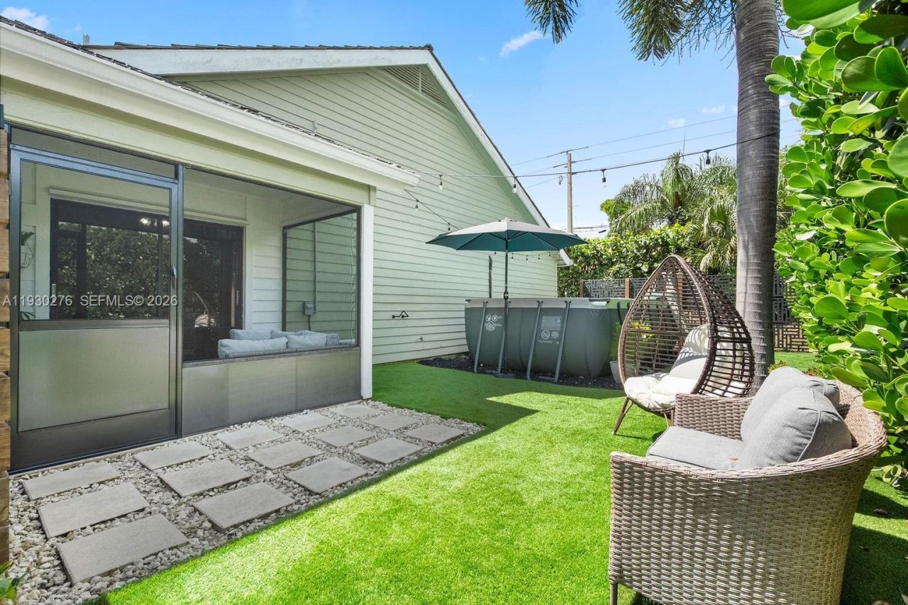 10370 SE Jupiter Narrows Dr, Hobe Sound, FL 33455 Photo