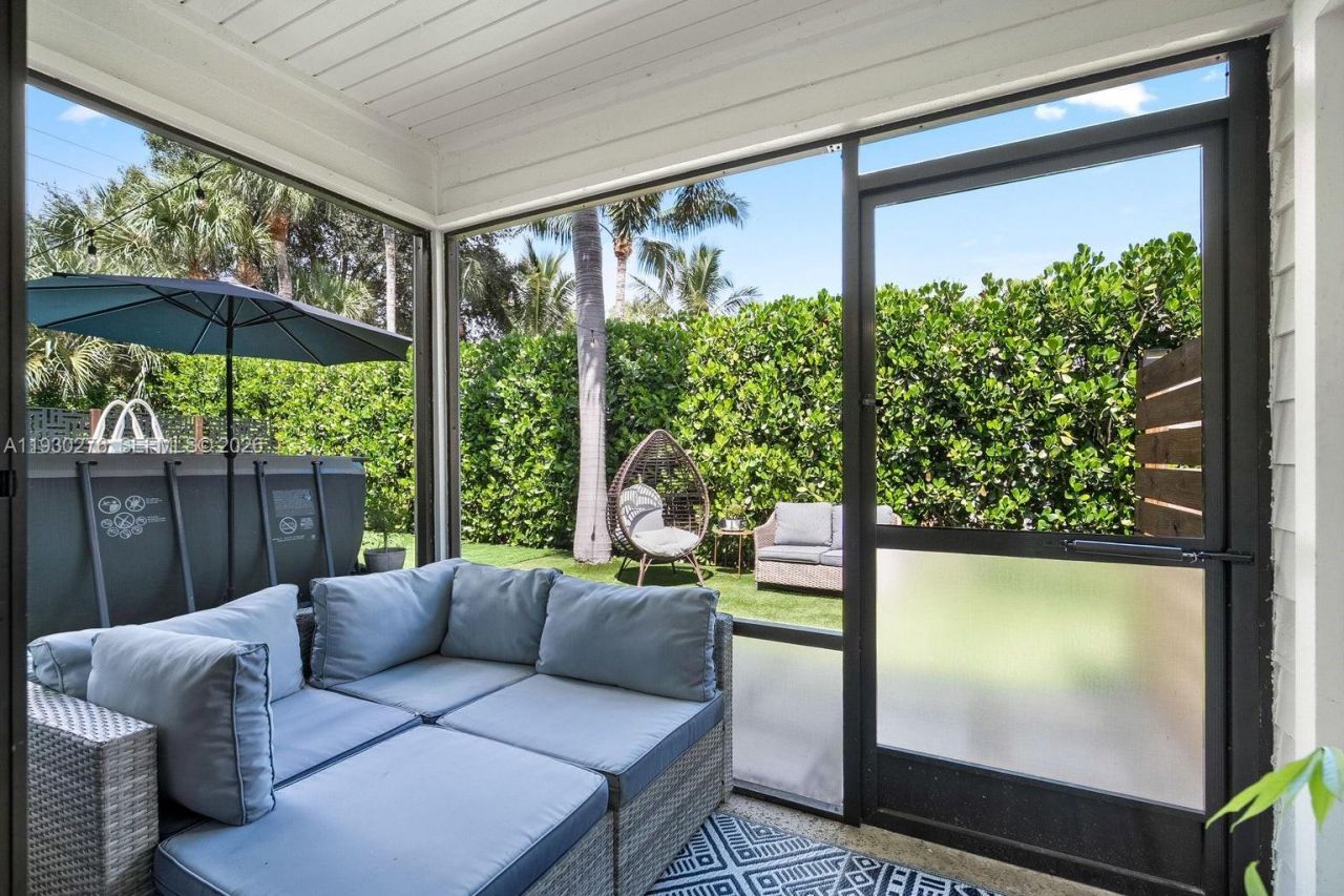 10370 SE Jupiter Narrows Dr, Hobe Sound, FL 33455 Photo