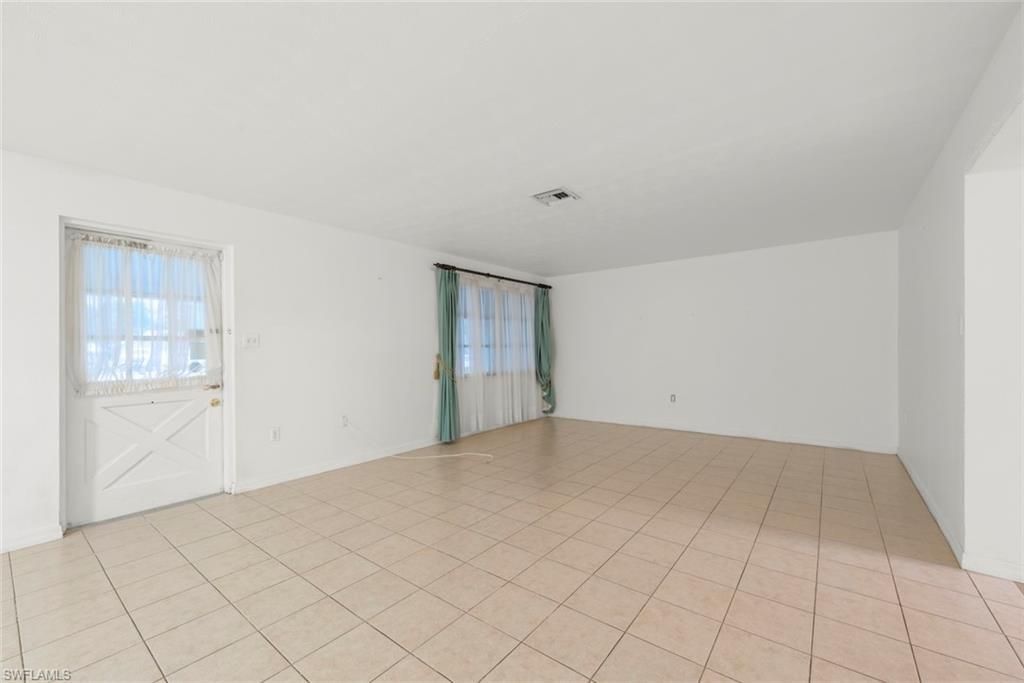 2285 Sunrise Blvd, Fort Myers, FL 33907 Photo