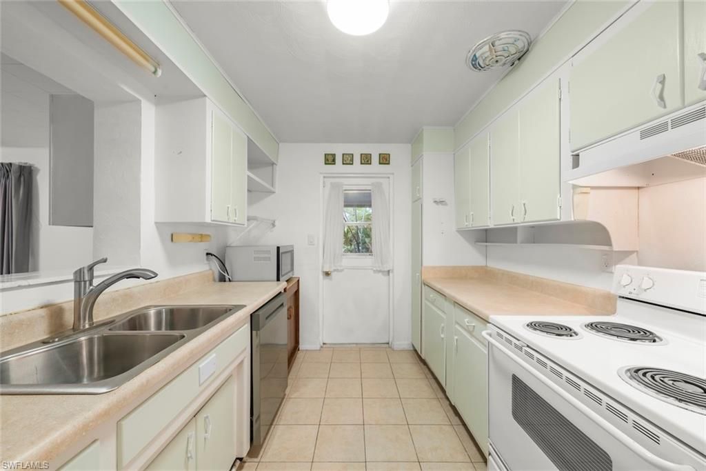 2285 Sunrise Blvd, Fort Myers, FL 33907 Photo