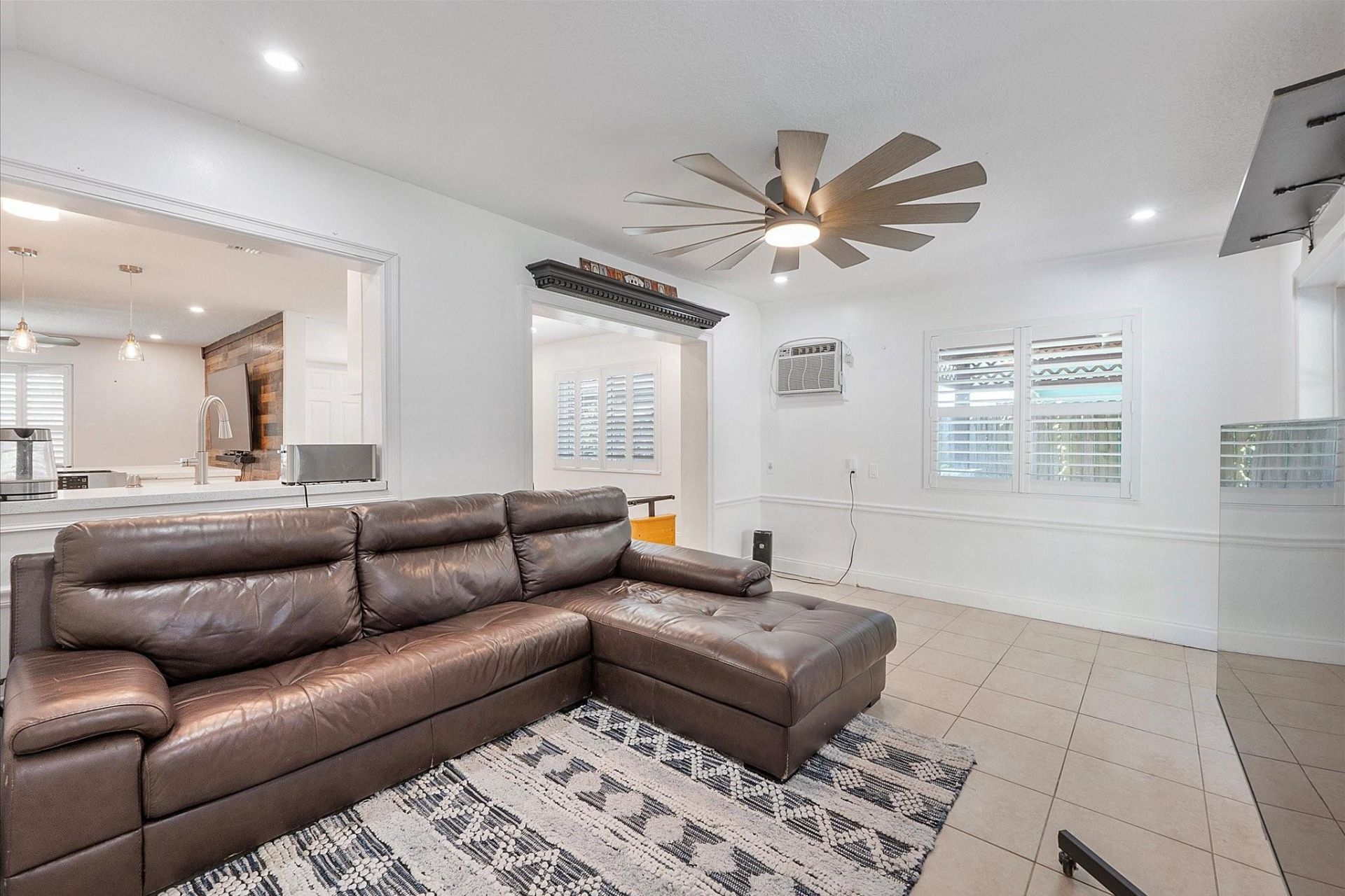 4980 SW 8th Court, Margate, FL 33068 Photo