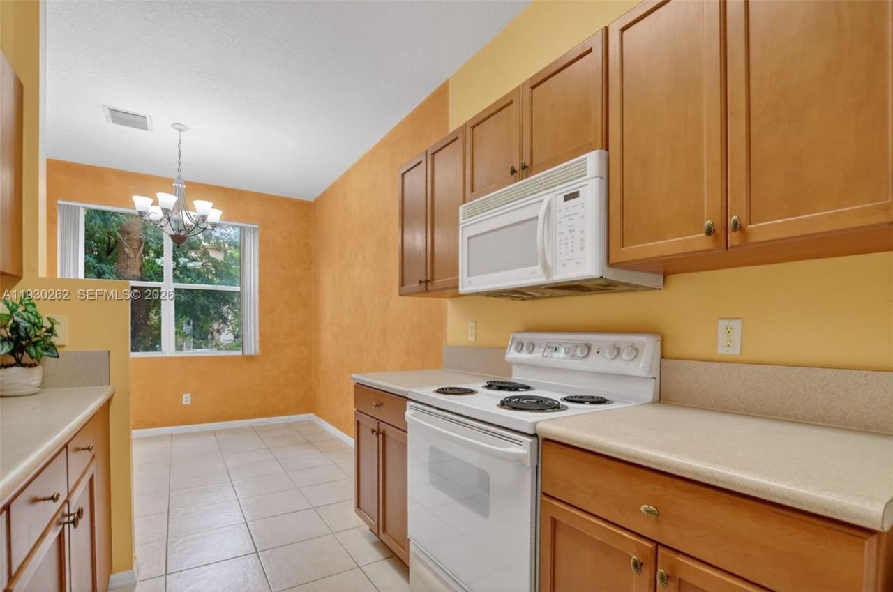 445 Rainbow Springs Ter, Royal Palm Beach, FL 33411 Photo