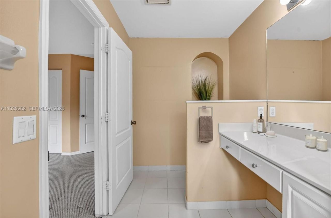 445 Rainbow Springs Ter, Royal Palm Beach, FL 33411 Photo