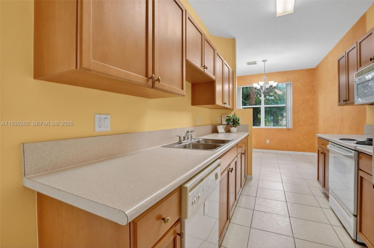 445 Rainbow Springs Ter, Royal Palm Beach, FL 33411 Photo