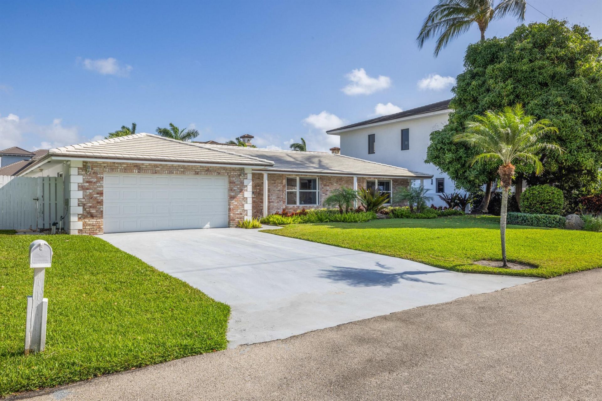 925 Cypress Drive, Delray Beach, FL 33483 Photo