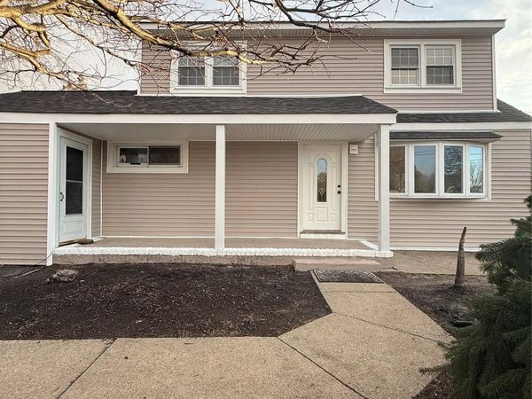 152 Gracie Drive, North Babylon, NY 11703