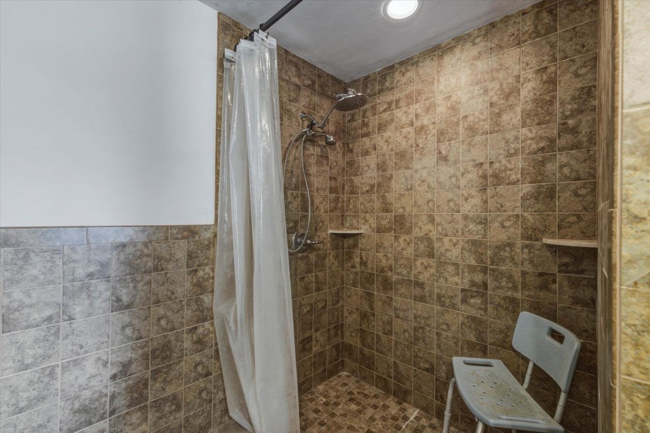 997 Drake Acres Road , Quincy, FL 32351 Photo