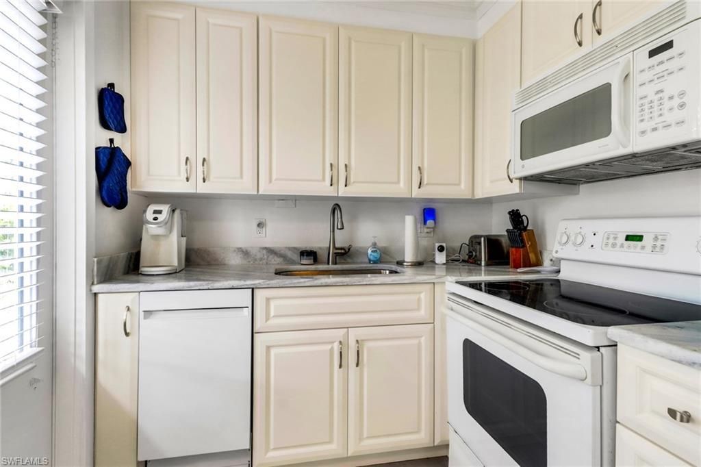 207 8th Ave S, Unit 207A, Naples, FL 34102 Photo