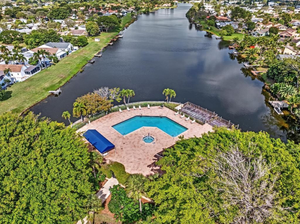 1045 NW 18th Avenue, Delray Beach, FL 33445 Photo