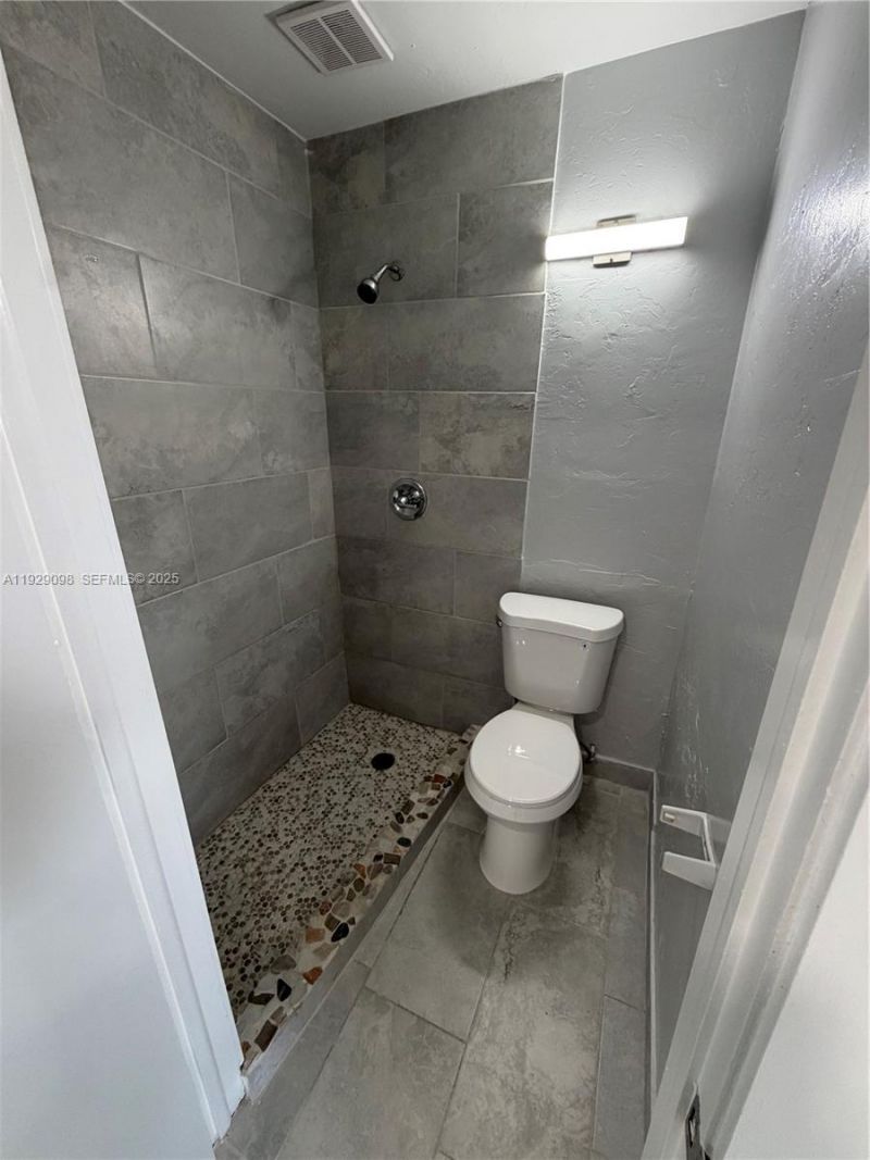 2700 Evans Ave, Unit 5, Fort Myers, FL 33901 Photo
