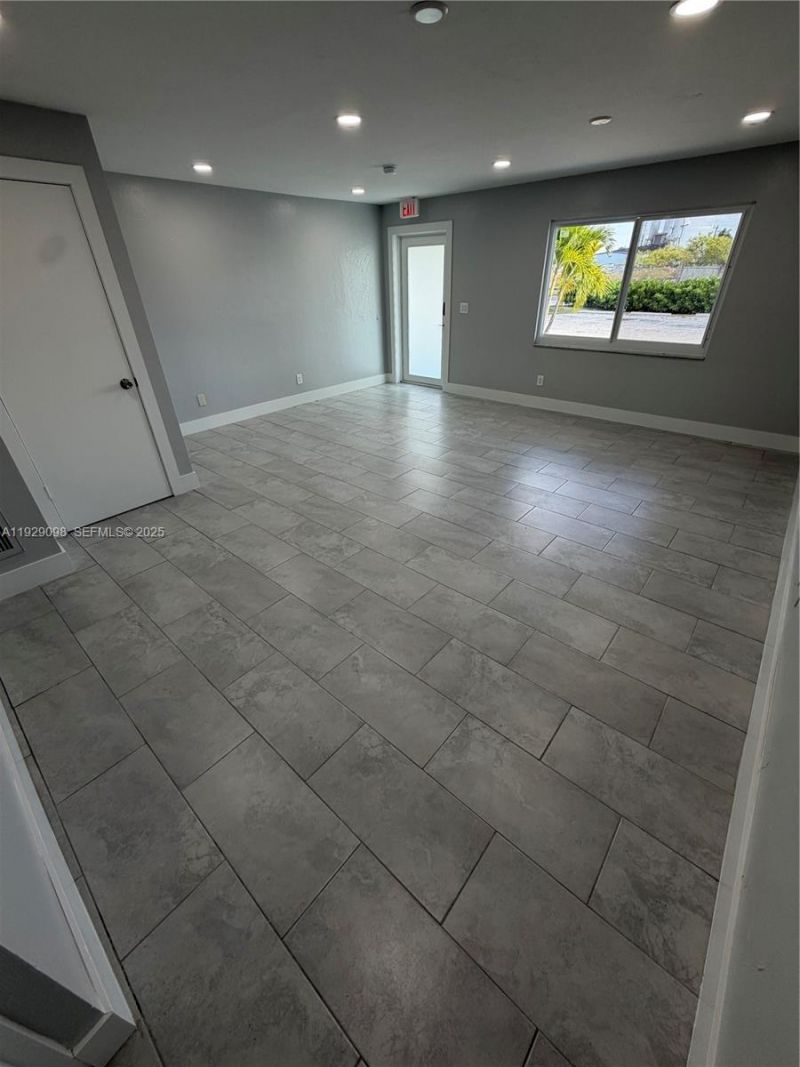 2700 Evans Ave, Unit 5, Fort Myers, FL 33901 Photo