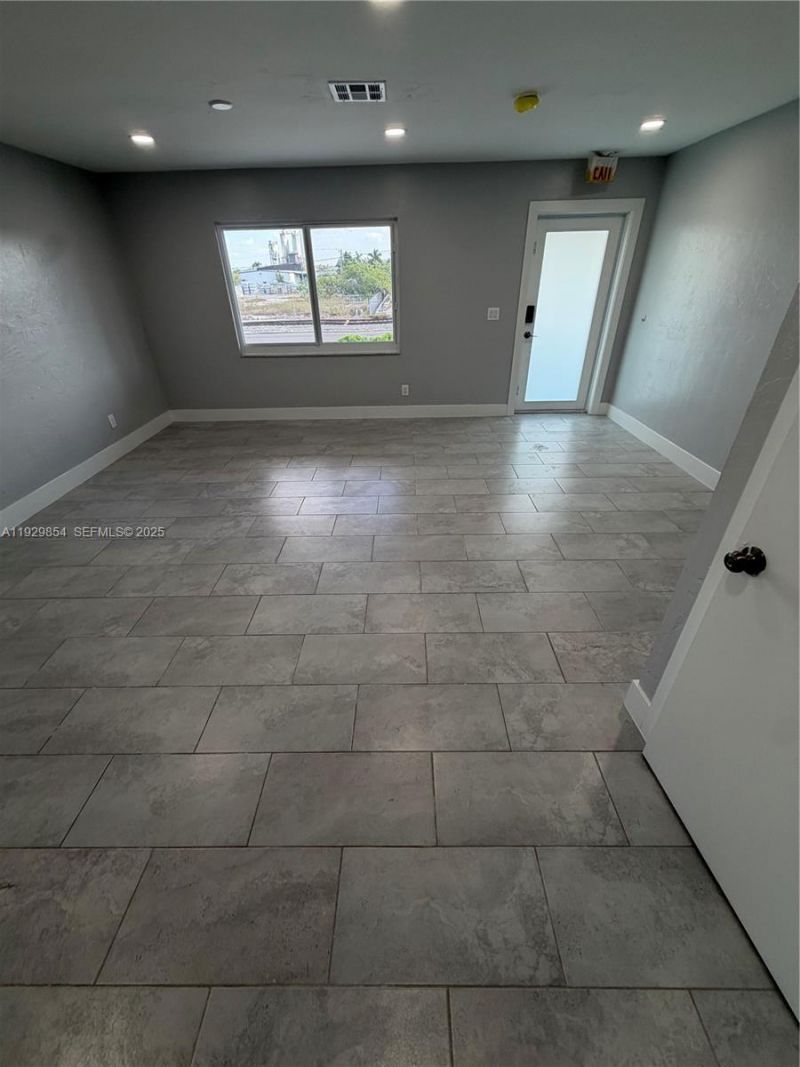 2700 Evans, Unit 6, Fort Myers, FL 33901 Photo