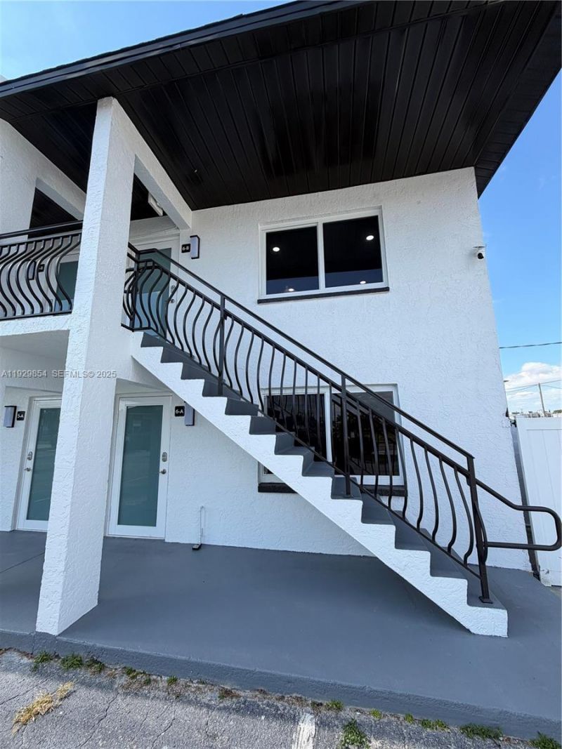 2700 Evans, Unit 6, Fort Myers, FL 33901 Photo