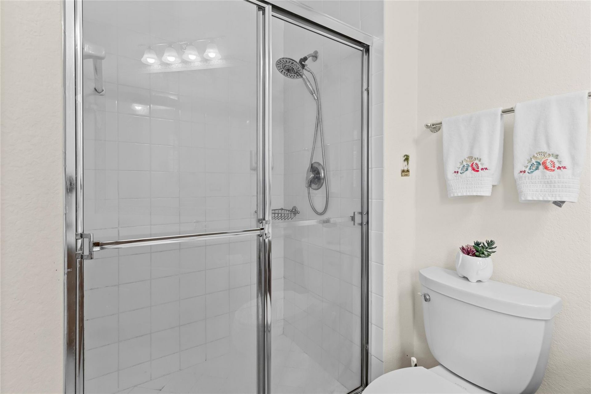 1900 Oceanwalk Lane, Unit 136, Lauderdale by the Sea, FL 33062 Photo