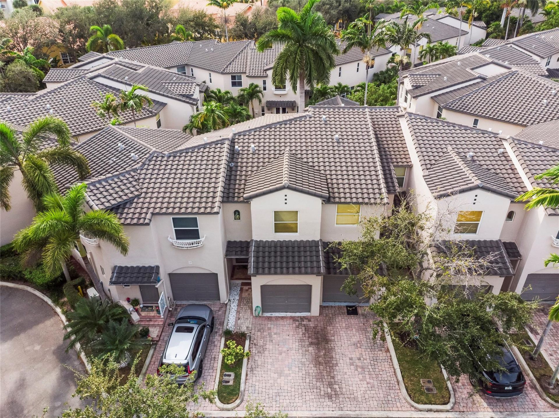 1900 Oceanwalk Lane, Unit 136, Lauderdale by the Sea, FL 33062 Photo