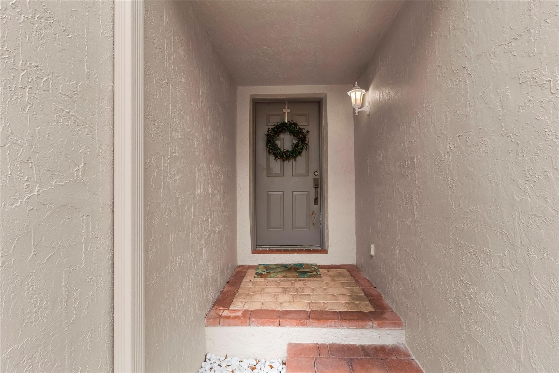 1900 Oceanwalk Lane, Unit 136, Lauderdale by the Sea, FL 33062 Photo