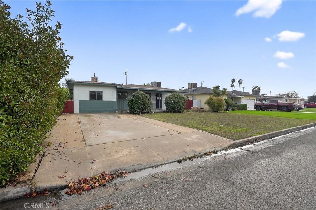 278 Walnut, Shafter, CA 93263 Main Photo