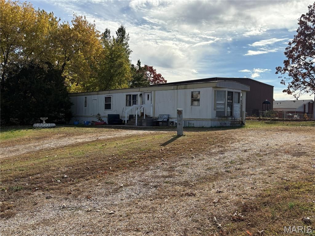 2 St Joe Trailer Park, Viburnum, MO 65566 Main Photo