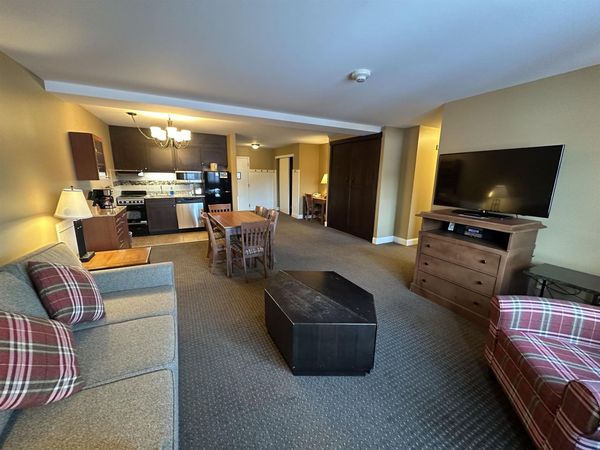 230, Qtr. 4 89 Grand Summit Way, Dover, VT 05356