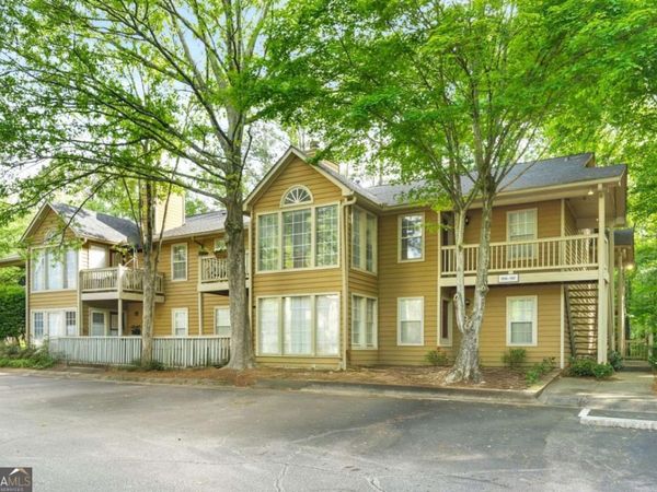 906 Country Park Drive SE, Smyrna, GA 30080