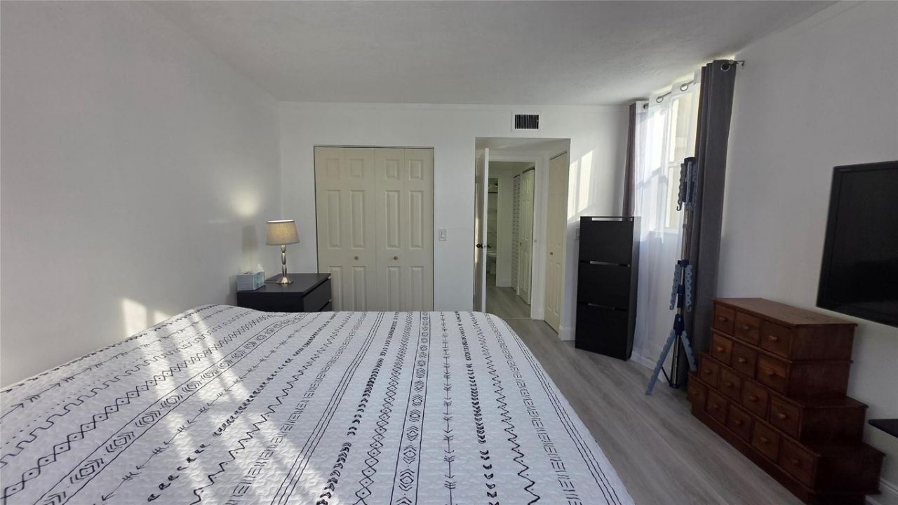 2831 Somerset Drive, Unit 105, Lauderdale Lakes, FL 33311 Photo