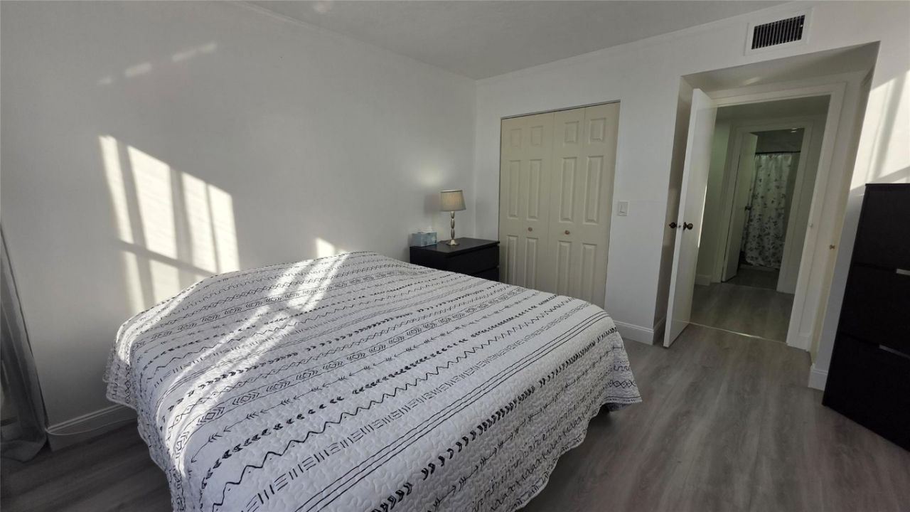 2831 Somerset Drive, Unit 105, Lauderdale Lakes, FL 33311 Photo