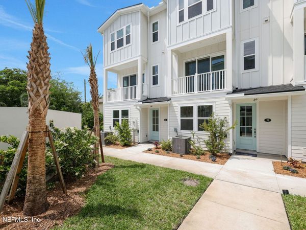 22 N BEACH Way, Jacksonville Beach, FL 32250