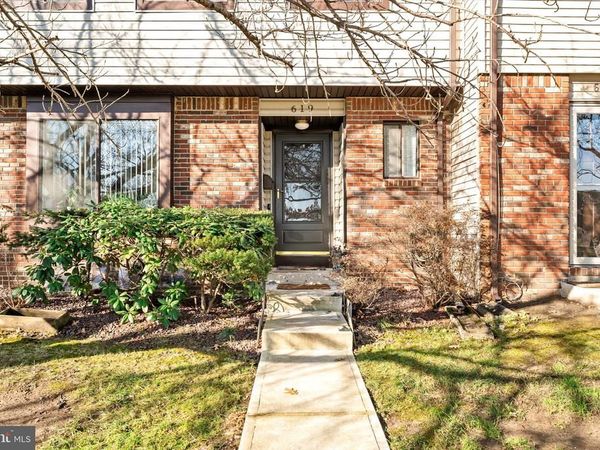 619 EDISON DRIVE, HIGHTSTOWN, NJ 08520