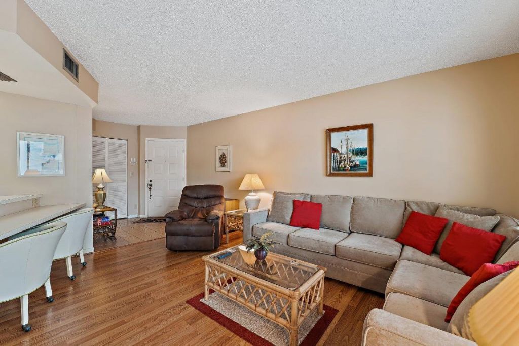 1605 S Us Highway 1, Unit B104, Jupiter, FL 33477 Photo