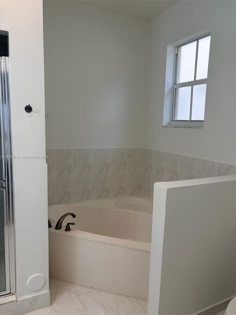 4316 NW 113th Ct, Doral, FL 33178 Photo