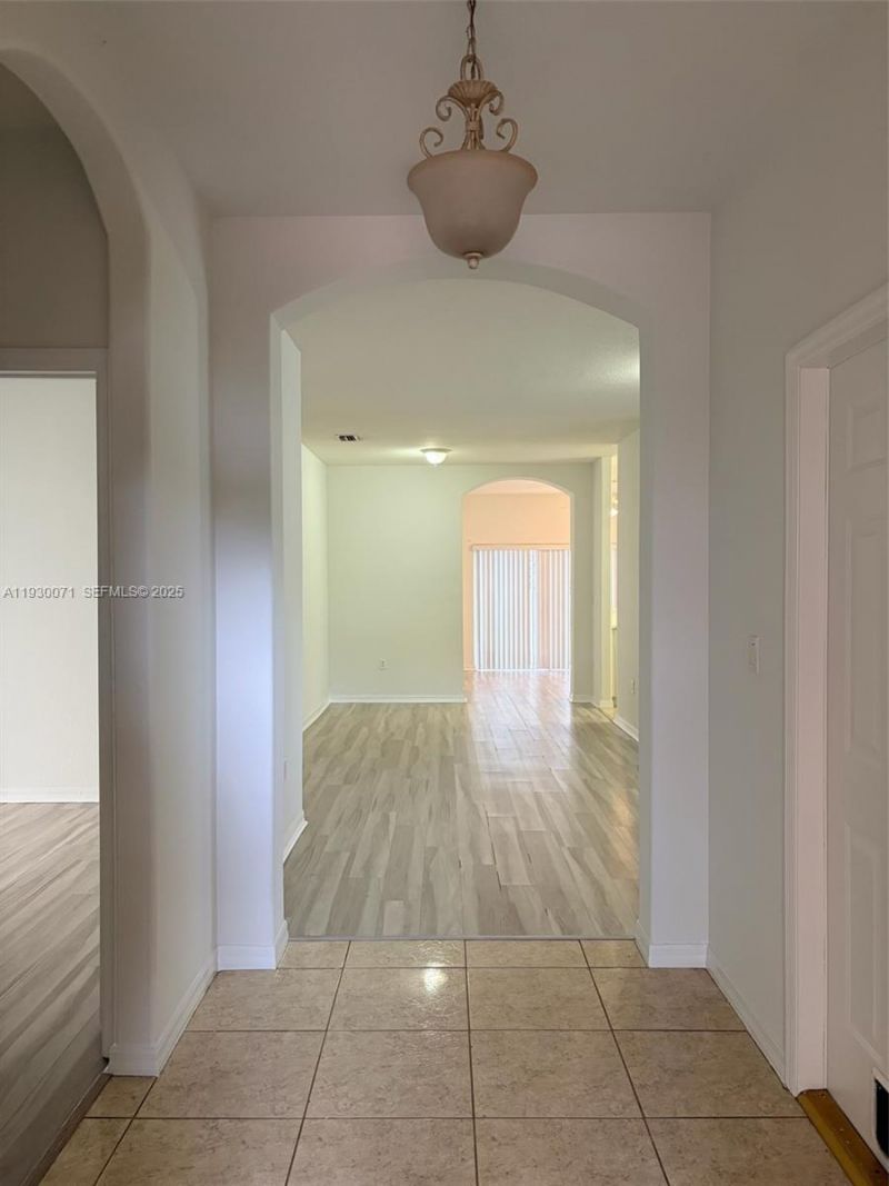 4316 NW 113th Ct, Doral, FL 33178 Photo