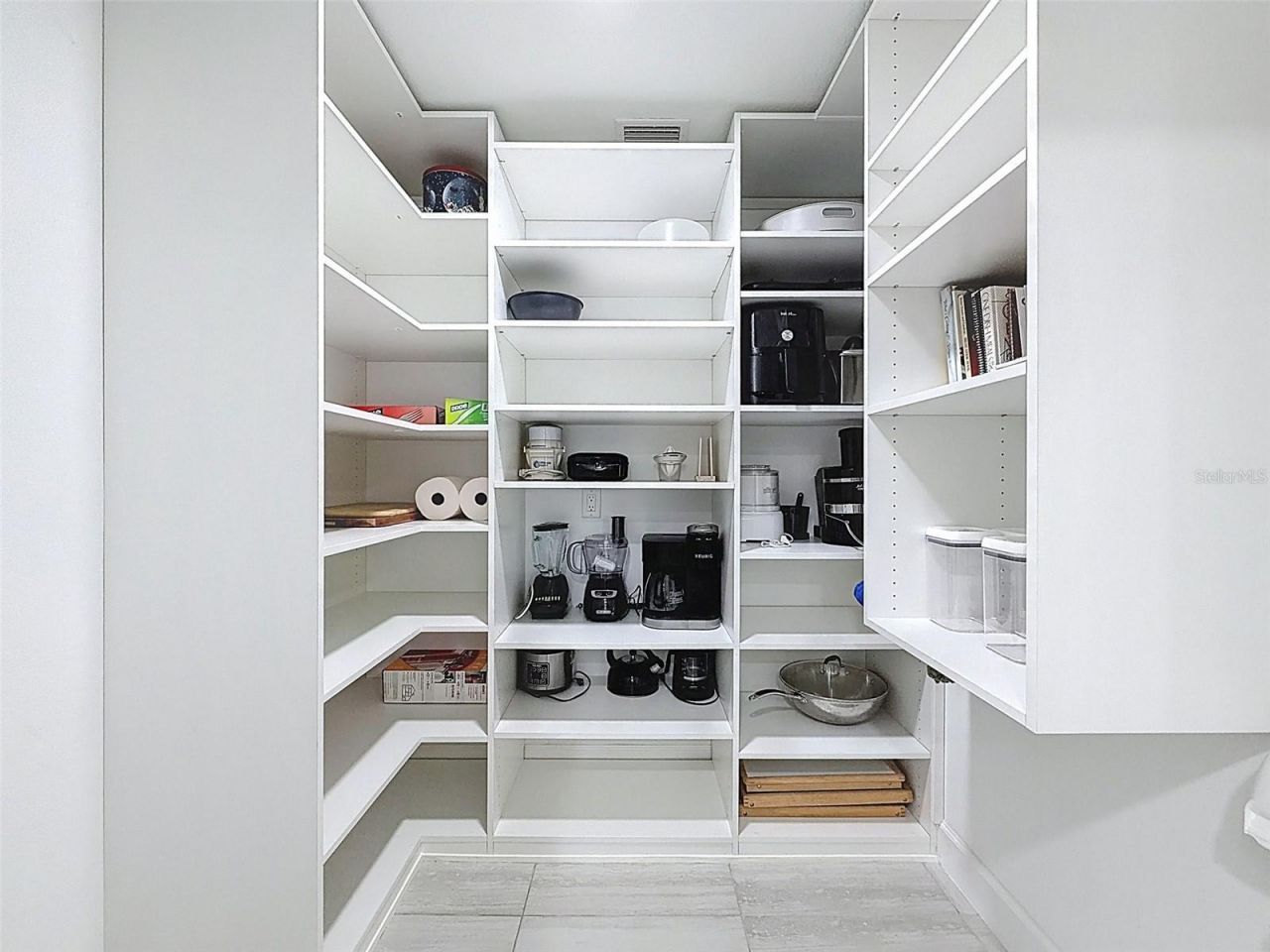 8423 E Zephyr Wing Court, Floral City, FL 34436 Photo