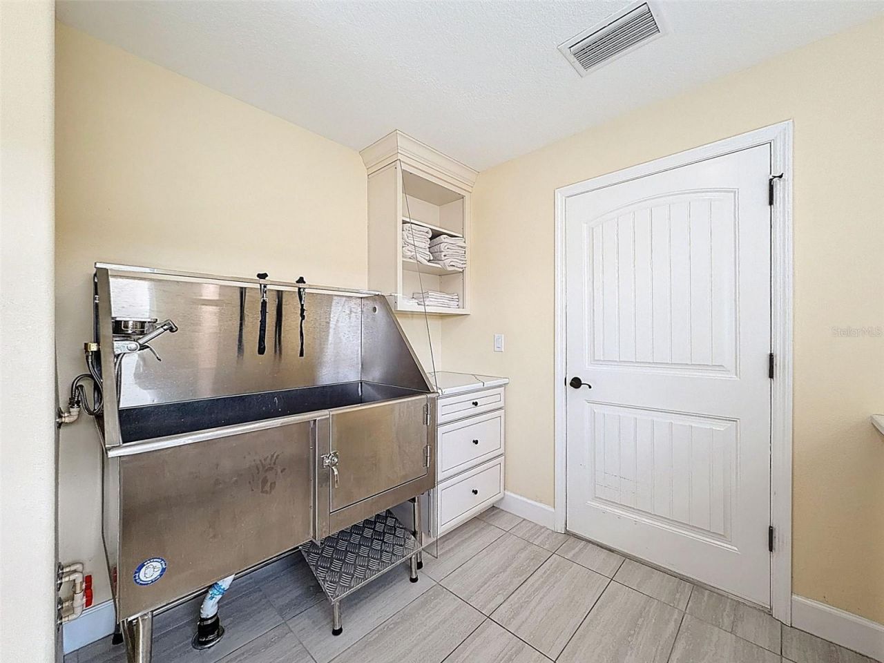 8423 E Zephyr Wing Court, Floral City, FL 34436 Photo