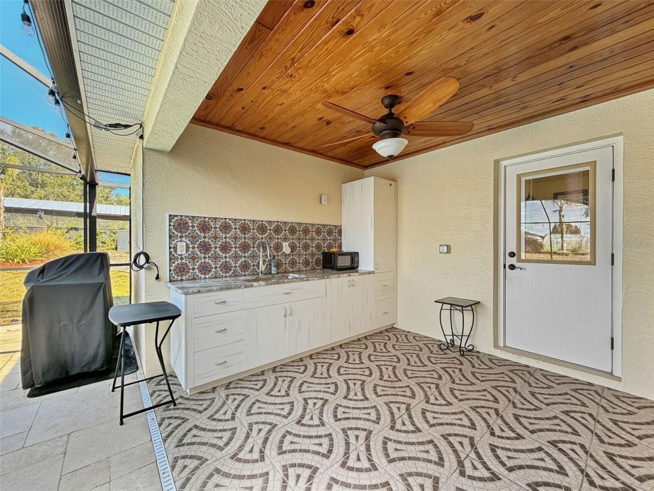 8423 E Zephyr Wing Court, Floral City, FL 34436 Photo