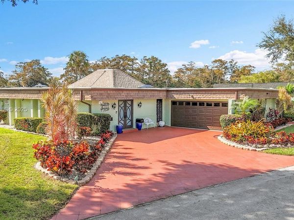 4713 Banyan Ln, Tamarac, FL 33319