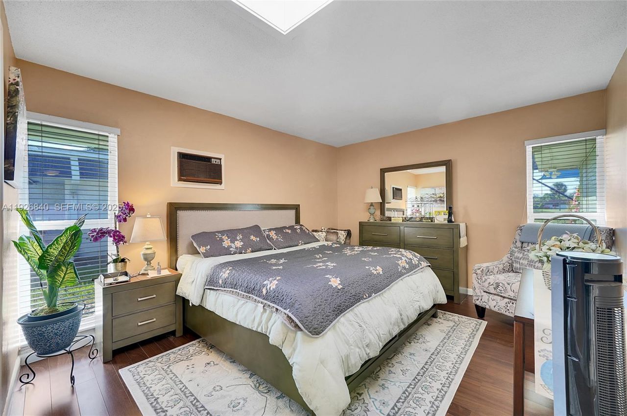 4713 Banyan Ln, Tamarac, FL 33319 Photo