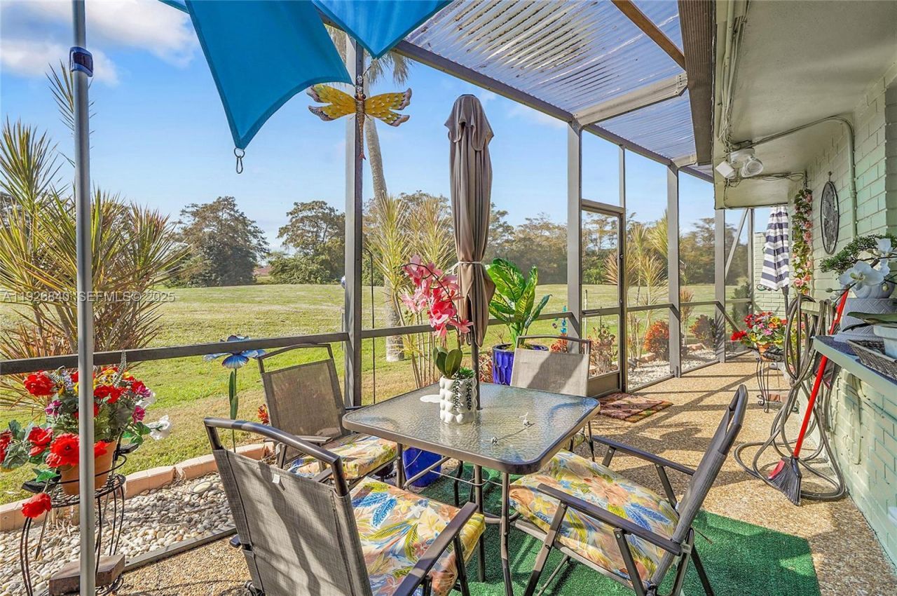 4713 Banyan Ln, Tamarac, FL 33319 Photo