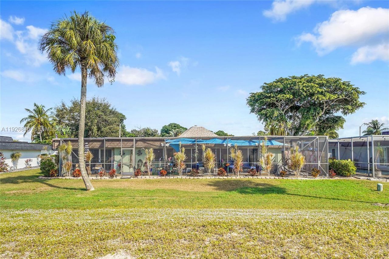 4713 Banyan Ln, Tamarac, FL 33319 Photo