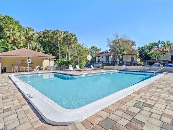 1390 Green Valley CIR, Unit 1101, NAPLES, FL 34104