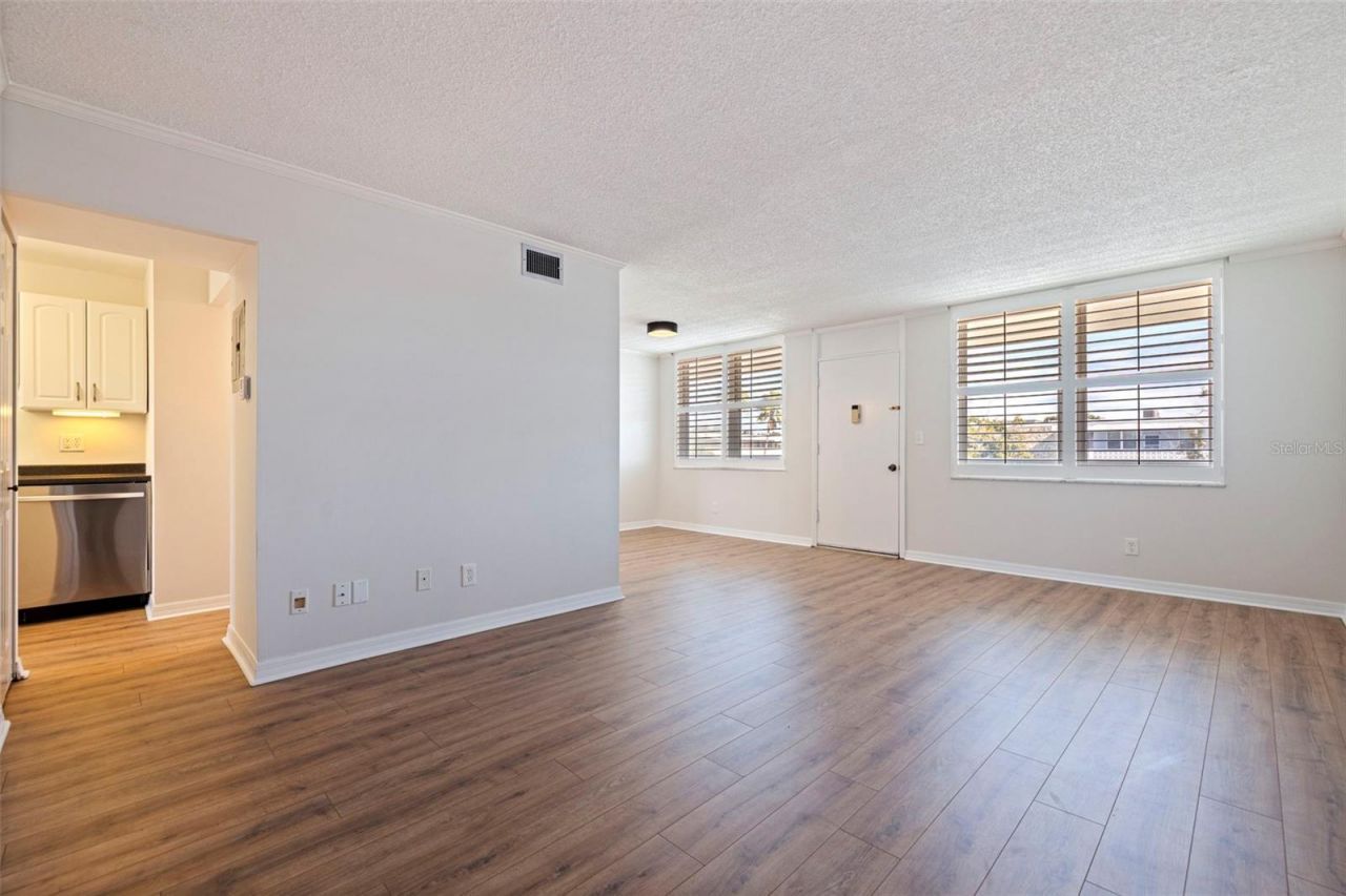 4890 Bay Street Ne, Unit 330, Saint Petersburg, FL 33703 Photo