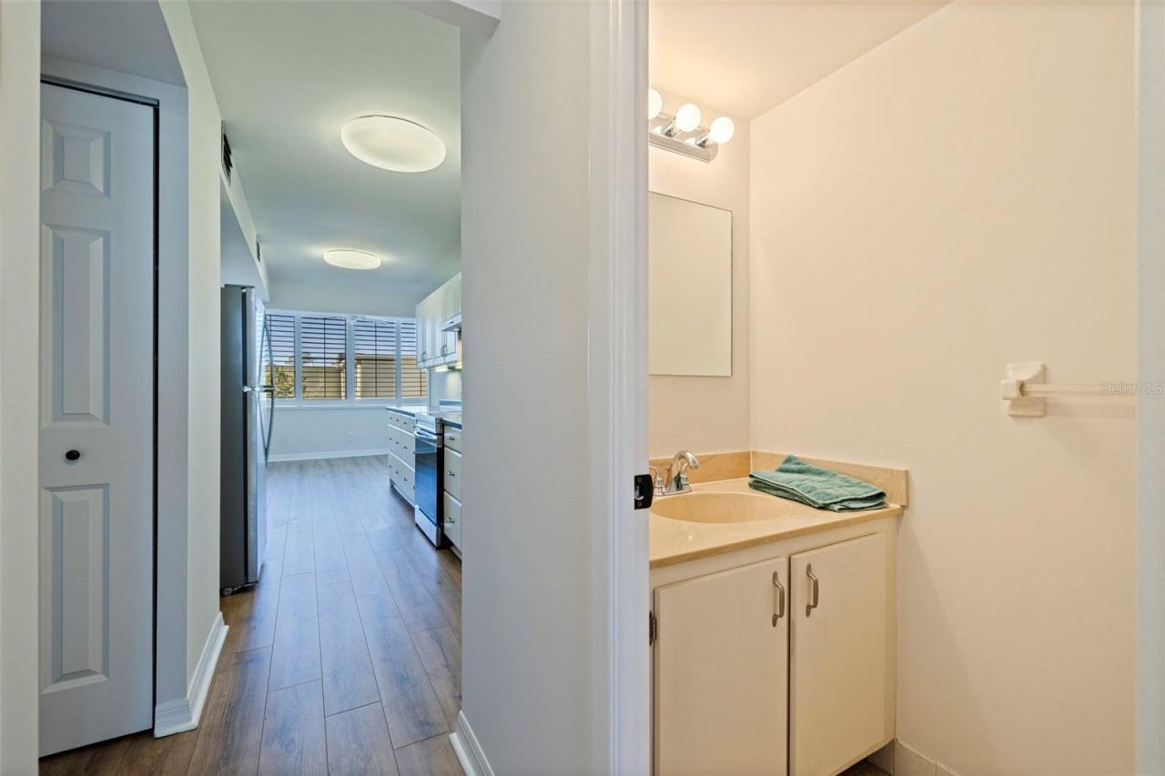 4890 Bay Street Ne, Unit 330, Saint Petersburg, FL 33703 Photo